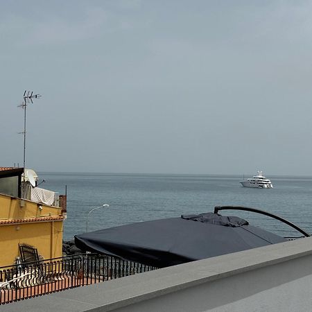 Bed and Breakfast Naxos Marina Bay Giardini Naxos Esterno foto