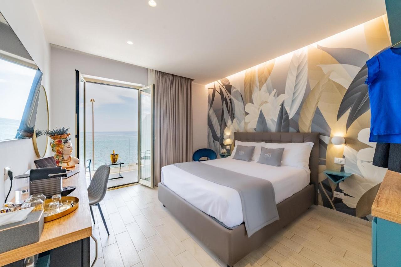 Bed and Breakfast Naxos Marina Bay Giardini Naxos Esterno foto