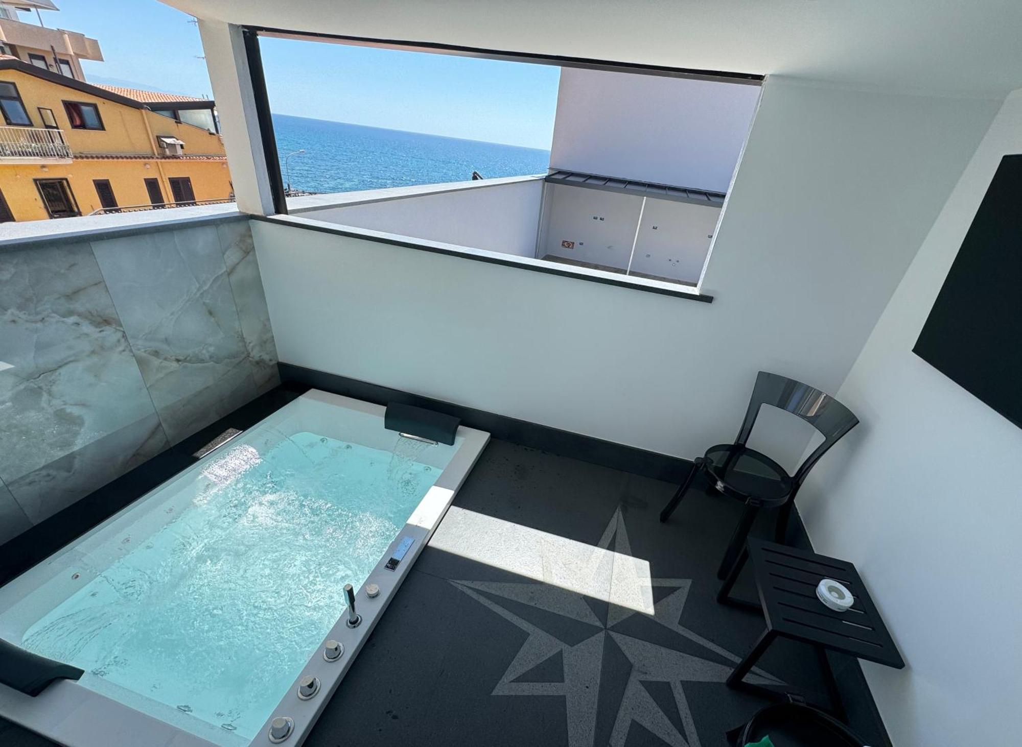Bed and Breakfast Naxos Marina Bay Giardini Naxos Esterno foto